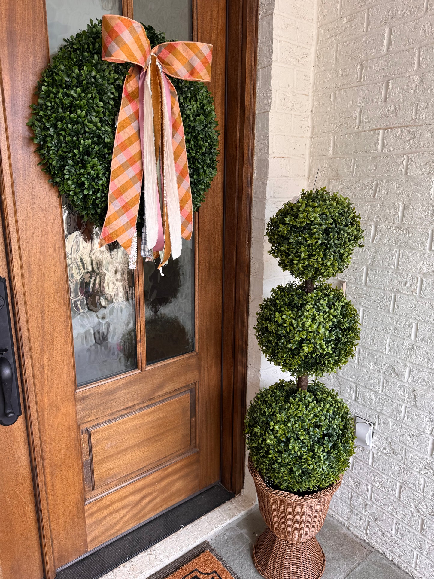 Boxwood Topiary Tree UV Resistant | 48”